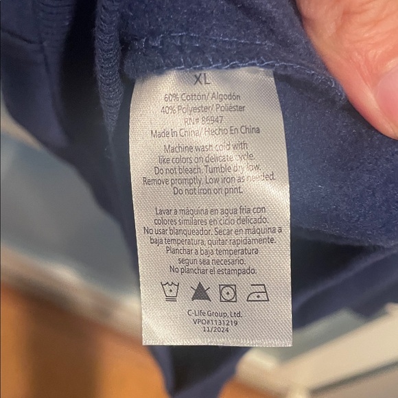 Peanuts Dark Blue Hoodie with Snoopy Basketball Design, XL, EUC - Picture 10 of 11